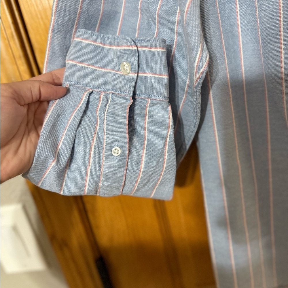 GAP Light Blue Striped Casual Shirt size Large - Picture 5 of 6